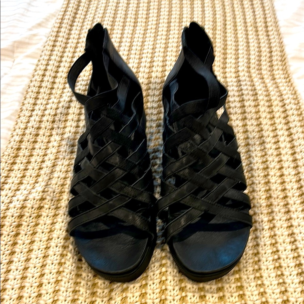 Eileen Fisher Elegant Black Women's Sandals